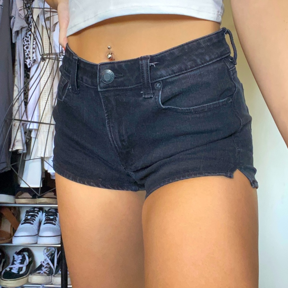 Black American Eagle shorts